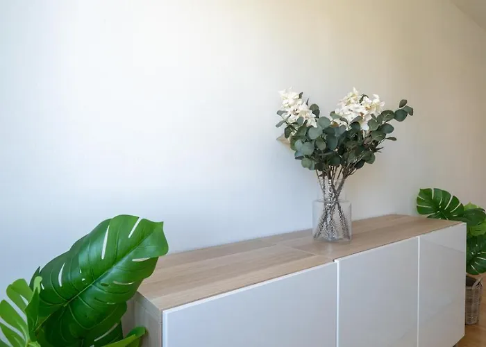 Two Bedrooms - 85 Squaremeters - 4 Min To U6 Dresdner Str Apartment Vienna