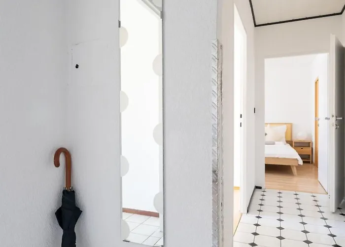 Two Bedrooms - 85 Squaremeters - 4 Min To U6 Dresdner Str Apartment *