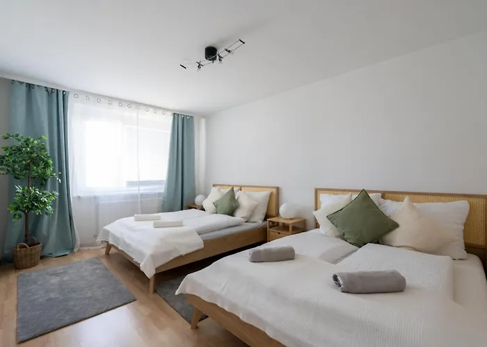 Two Bedrooms - 85 Squaremeters - 4 Min To U6 Dresdner Str * Vienna
