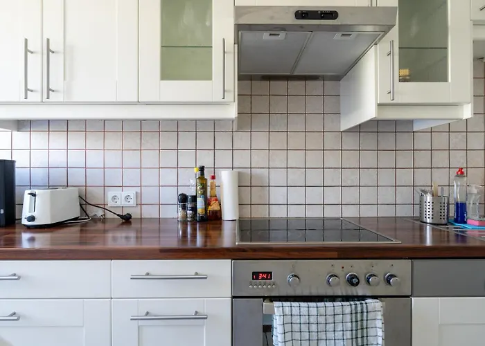 Two Bedrooms - 85 Squaremeters - 4 Min To U6 Dresdner Str Vienna