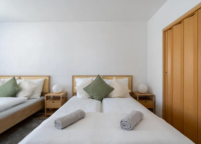Two Bedrooms - 85 Squaremeters - 4 Min To U6 Dresdner Str Vienna
